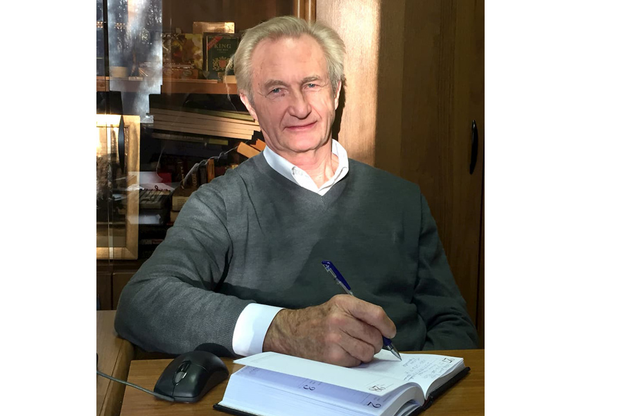 Попов Анатолий Анатольевич